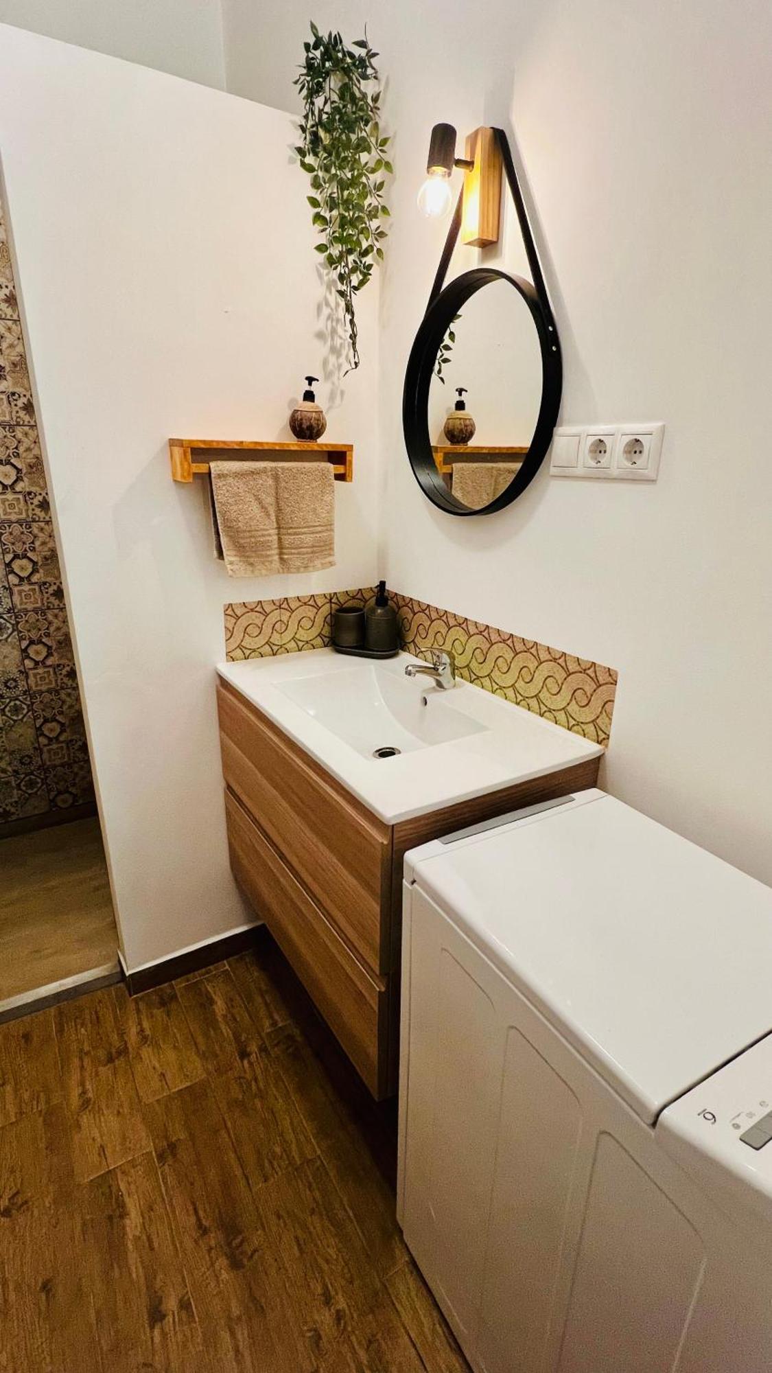 West Budapest Apartman ภายนอก รูปภาพ